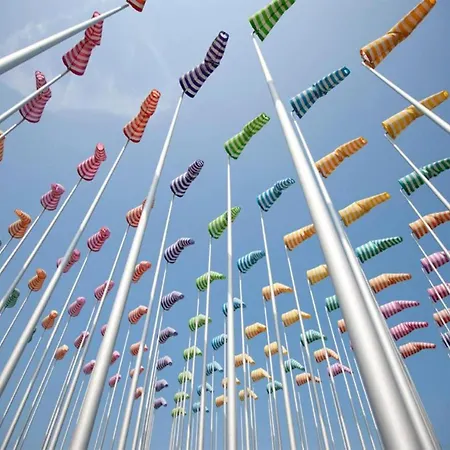 Daire Balcony Views & Comfort De Haan