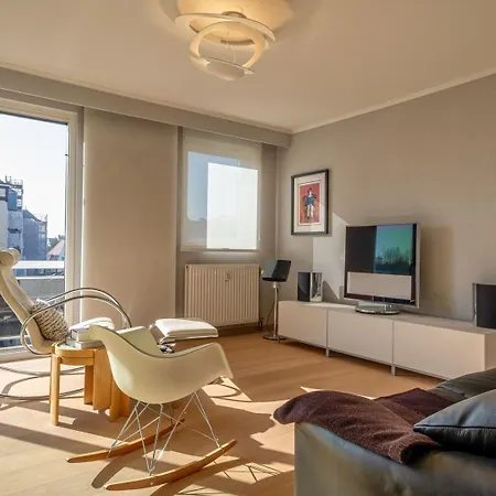 Balcony Views & Comfort *