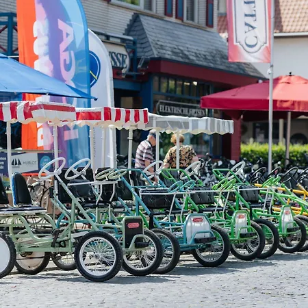 Apartment Balcony Views & Comfort De Haan